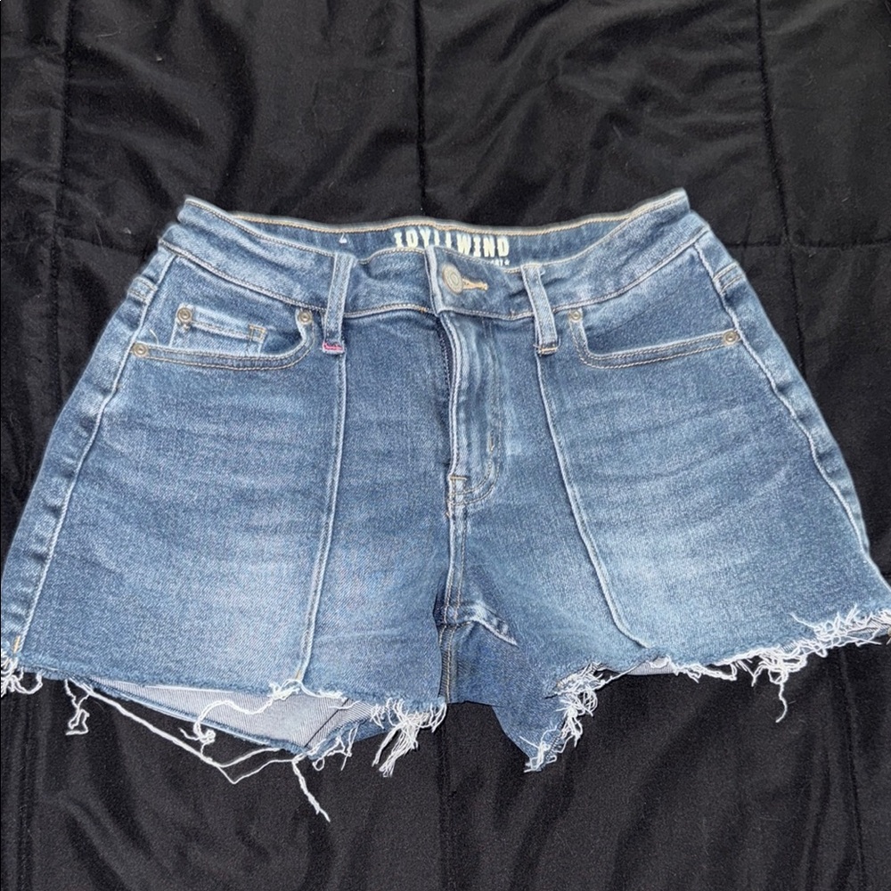 Idyllwind Blue Jean Shorts Distressed High-Waisted